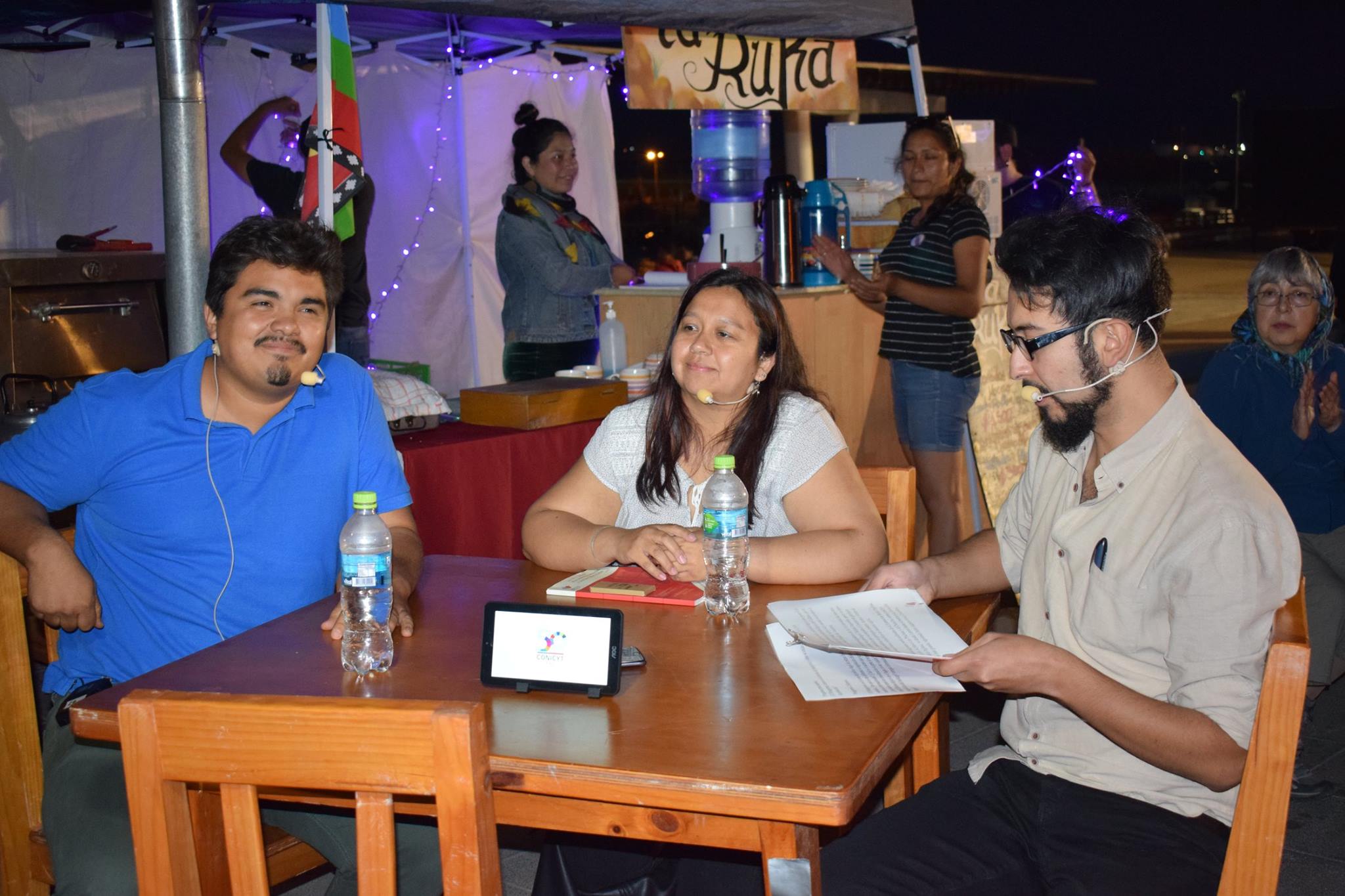 Invitados primera mesa paleontología